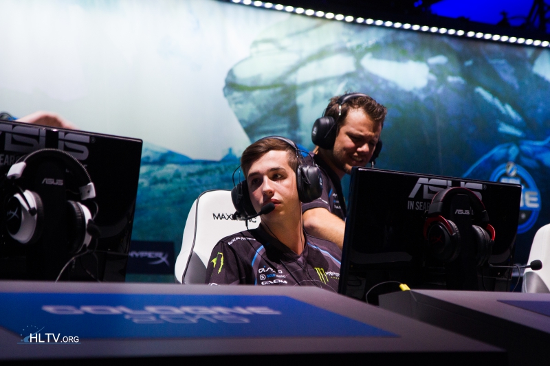  kennyS  - EnVyUs - DreamHack London 2015 - CS:GO