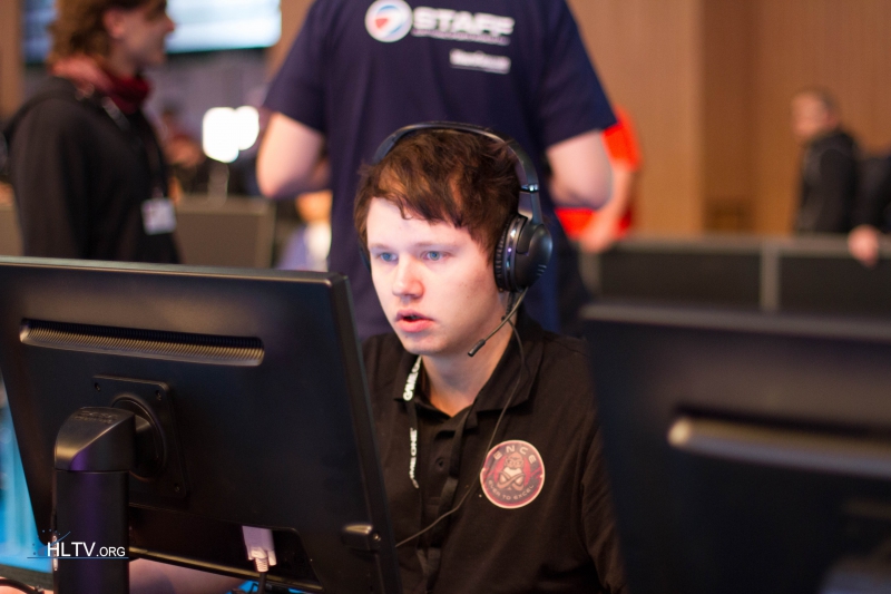  suNny  - ENCE eSports - ESWC 2013 - CS:GO